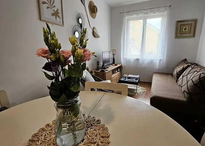 Lägenhet Prosecco Di Opatija